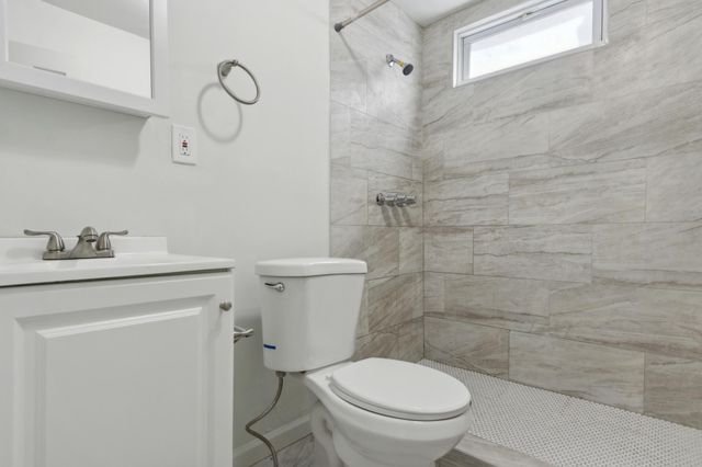 2039 E CLEARFIELD ST, Philadelphia, PA 19134
