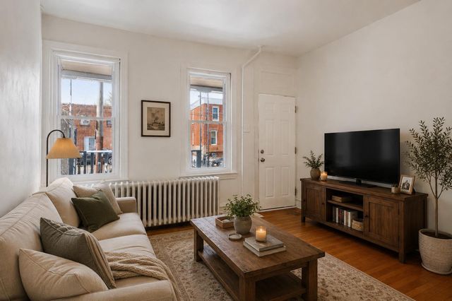 2039 E CLEARFIELD ST, Philadelphia, PA 19134