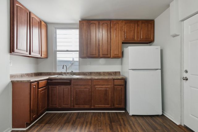 2039 E CLEARFIELD ST, Philadelphia, PA 19134