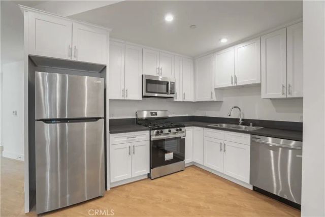 8750 Sepulveda Boulevard 409, North Hills, CA 91343