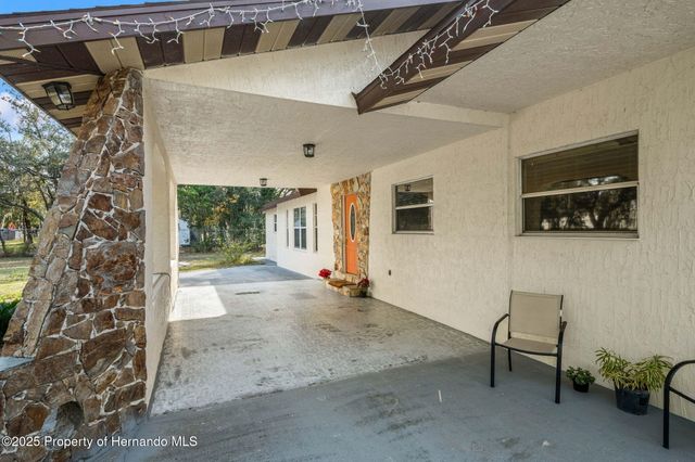 18801 Orange Hill Drive, Hudson, FL 34667