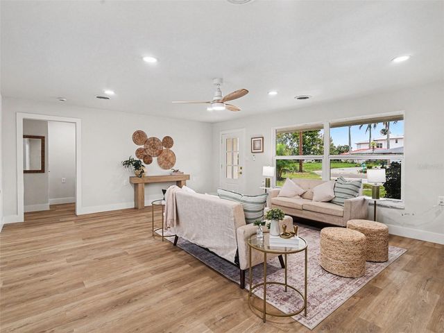 9911 ROYAL PALM DRIVE, Bradenton, FL 34210