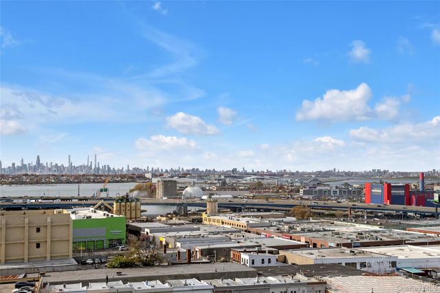134-37 35th Ave 11A, Flushing, NY 11354
