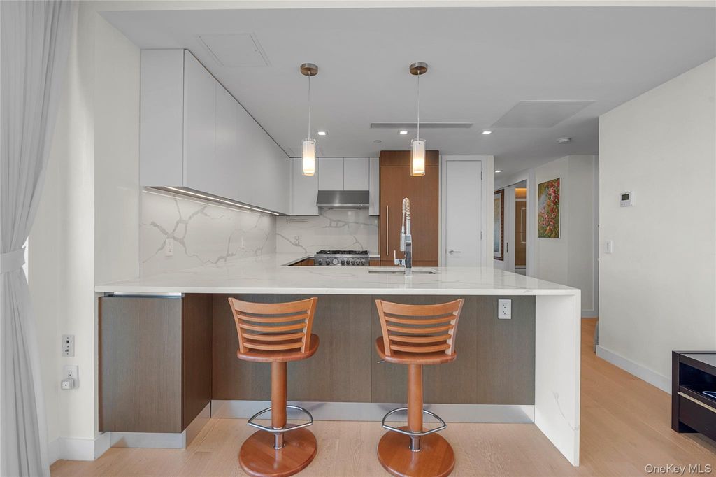 134-37 35th Ave 11A, Flushing, NY 11354 — photo 5
