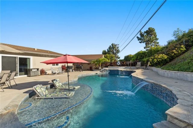 1463 Feather Avenue, Thousand Oaks, CA 91360
