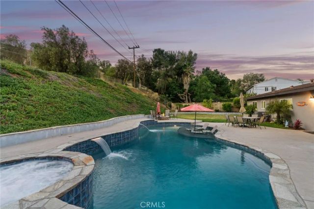 1463 Feather Avenue, Thousand Oaks, CA 91360
