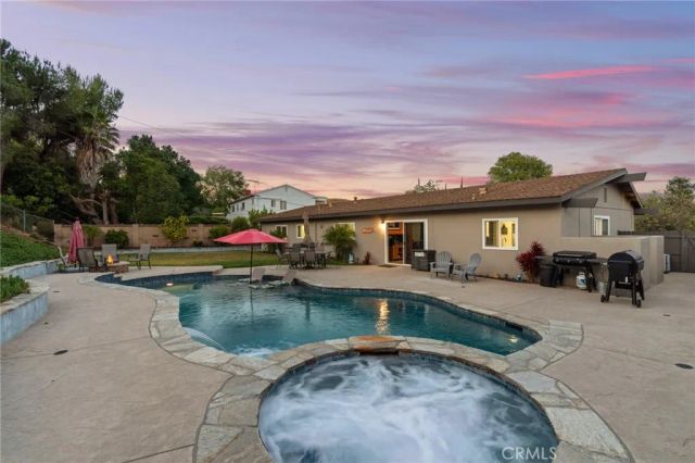 1463 Feather Avenue, Thousand Oaks, CA 91360