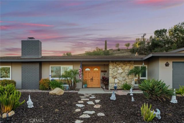1463 Feather Avenue, Thousand Oaks, CA 91360
