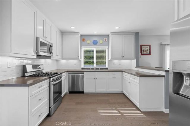 1463 Feather Avenue, Thousand Oaks, CA 91360