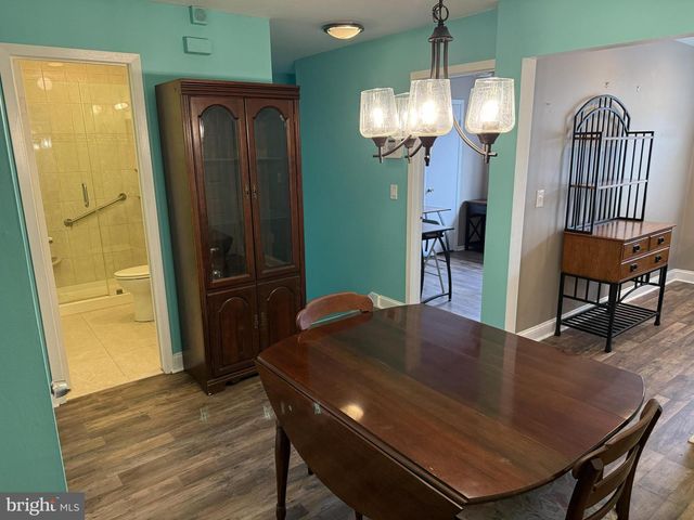 1405 SILVER CT, Hamilton, NJ 08690