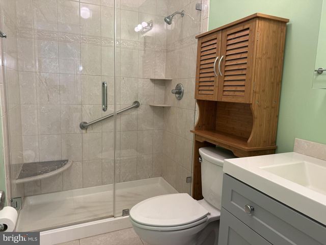1405 SILVER CT, Hamilton, NJ 08690