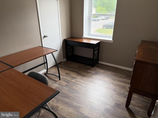 1405 SILVER CT, Hamilton, NJ 08690