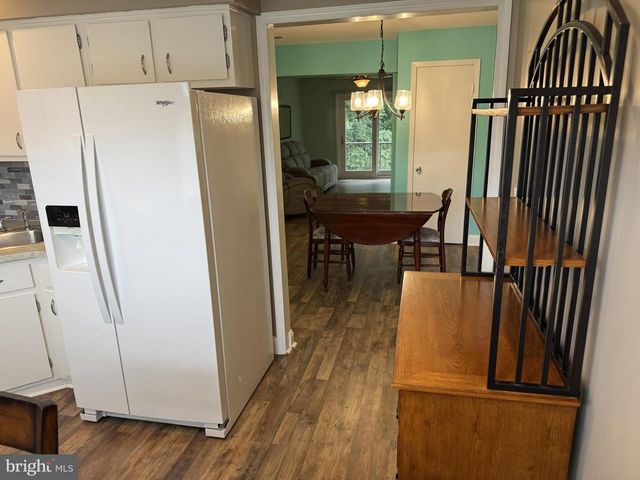 1405 SILVER CT, Hamilton, NJ 08690