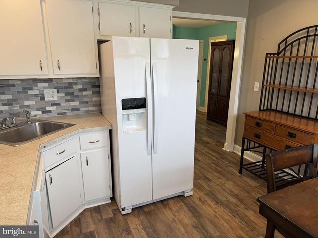 1405 SILVER CT, Hamilton, NJ 08690