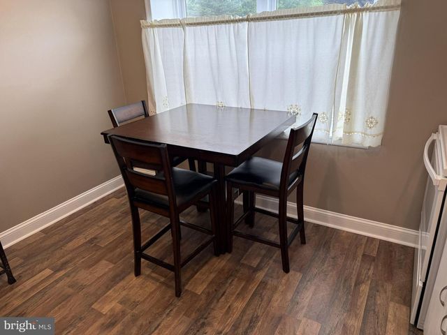 1405 SILVER CT, Hamilton, NJ 08690