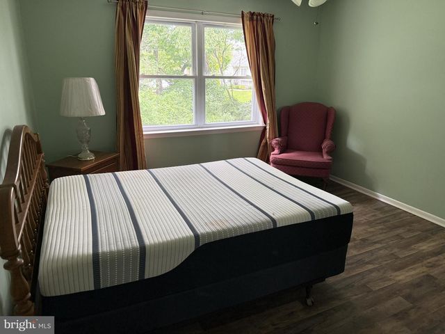 1405 SILVER CT, Hamilton, NJ 08690