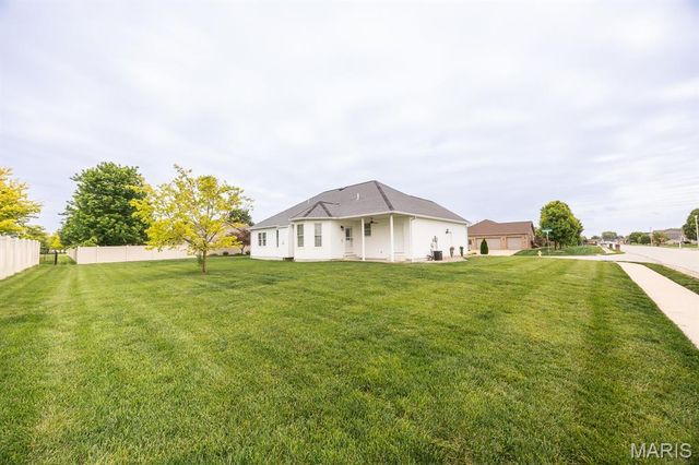1001 Remington Street, Mascoutah, IL 62258