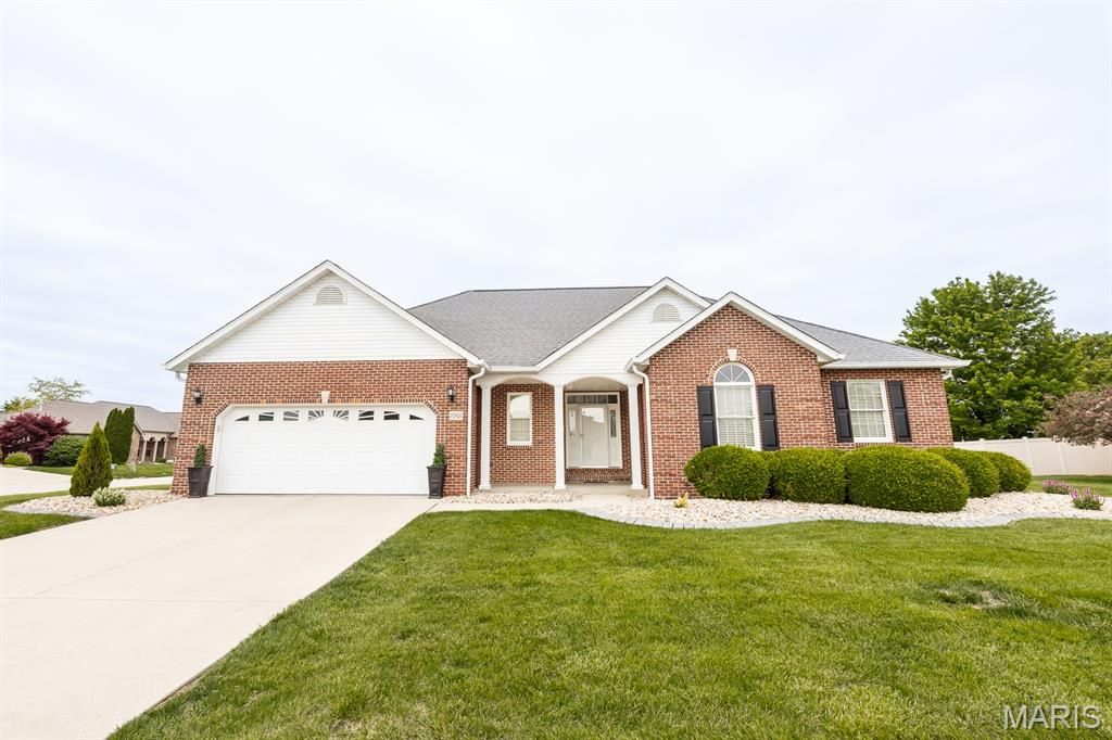 1001 Remington Street, Mascoutah, IL 62258