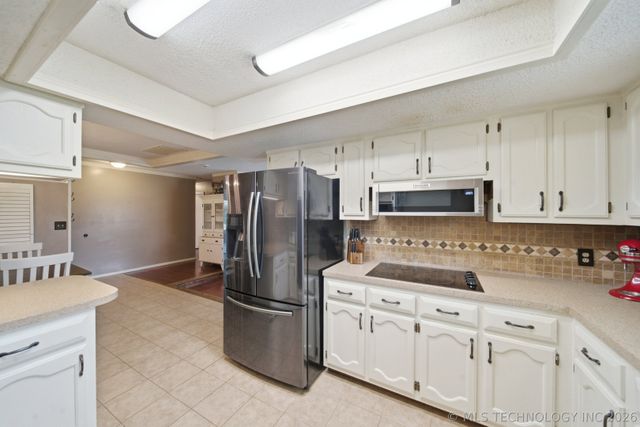 23512 E 95th Street, Broken Arrow, OK 74014