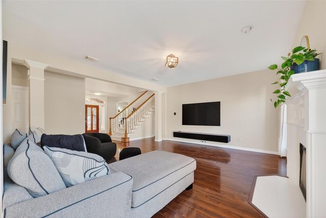 4038 Austin Meadow Drive, Sugar Land, TX 77479