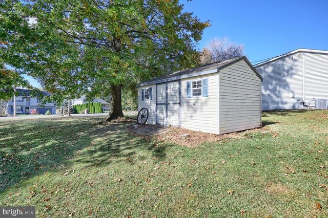 42 PEMBERTON DR, East Berlin, PA 17316