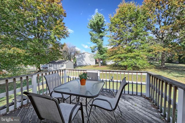 42 PEMBERTON DR, East Berlin, PA 17316