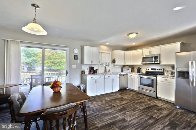 42 PEMBERTON DR, East Berlin, PA 17316