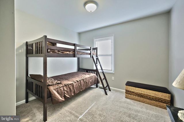 42 PEMBERTON DR, East Berlin, PA 17316