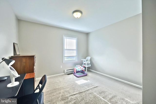 42 PEMBERTON DR, East Berlin, PA 17316