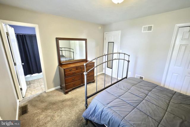 42 PEMBERTON DR, East Berlin, PA 17316