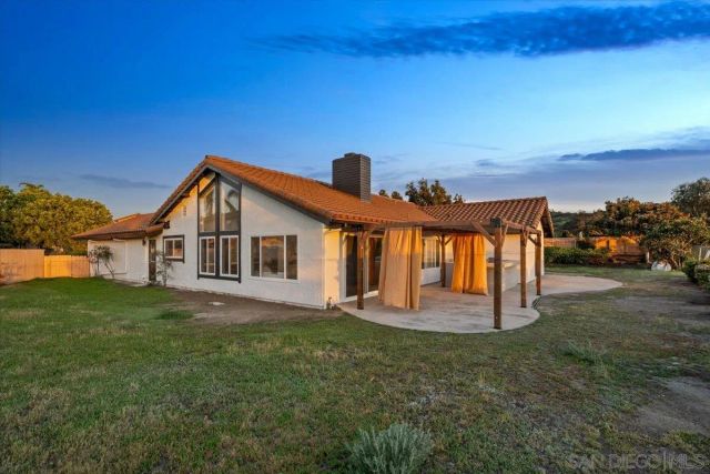 5404 Mirar Ct, Bonita, CA 91902