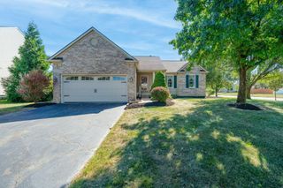 463 Scioto Meadows Boulevard, Grove City, OH 43123