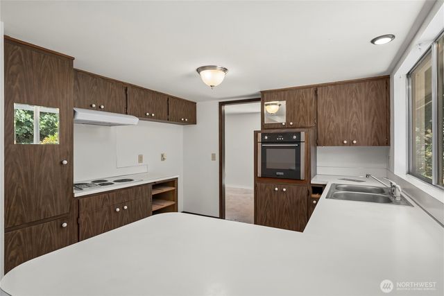 2520 54th Street NW, Gig Harbor, WA 98335