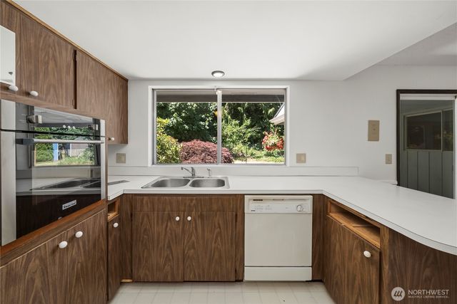 2520 54th Street NW, Gig Harbor, WA 98335
