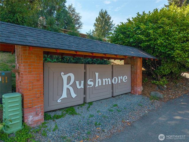 2520 54th Street NW, Gig Harbor, WA 98335