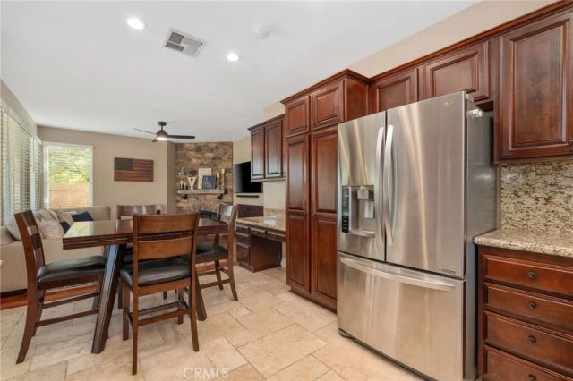 729 La Docena Lane, Corona, CA 92879