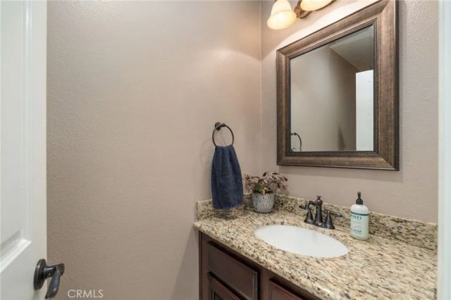 729 La Docena Lane, Corona, CA 92879