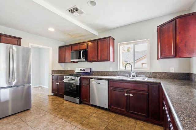 5410 Mendocino Blvd, Sacramento, CA 95820