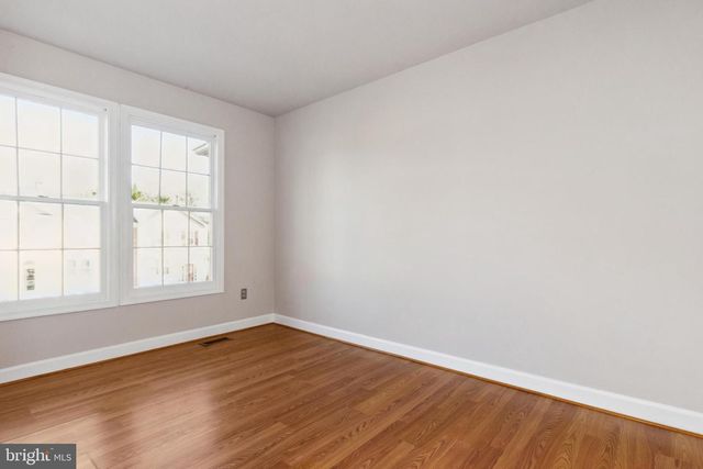 6108 JOUST LN, Alexandria, VA 22315