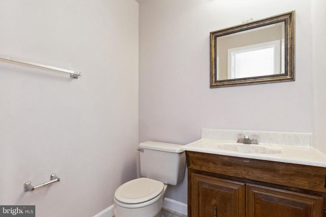 6108 JOUST LN, Alexandria, VA 22315