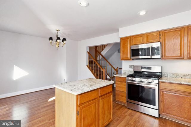 6108 JOUST LN, Alexandria, VA 22315