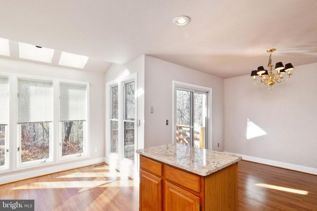 6108 JOUST LN, Alexandria, VA 22315