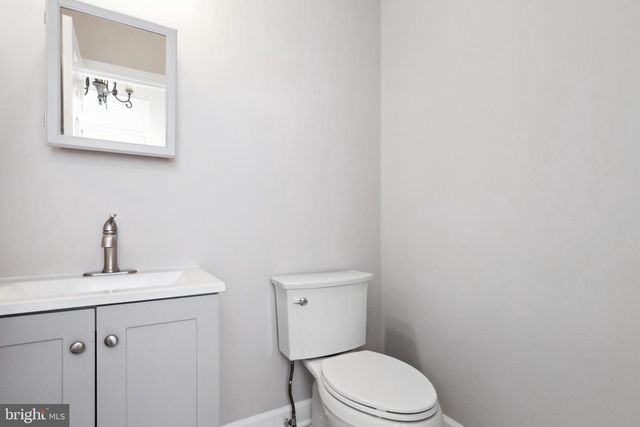 6108 JOUST LN, Alexandria, VA 22315