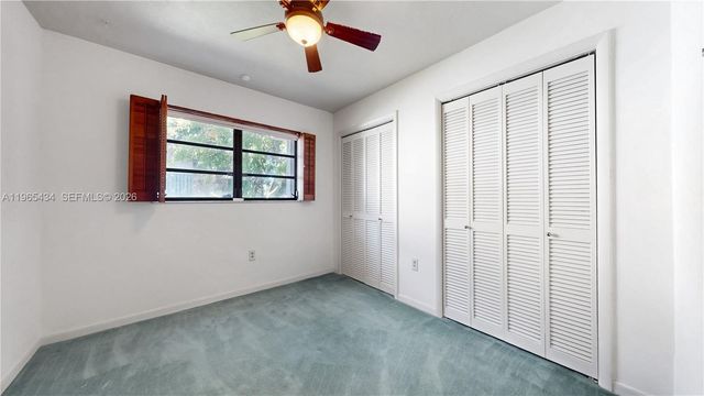 9620 E Calusa Club Dr, Miami, FL 33186