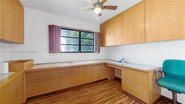 9620 E Calusa Club Dr, Miami, FL 33186