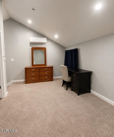 1737 Virginia Avenue, Kingsport, TN 37664