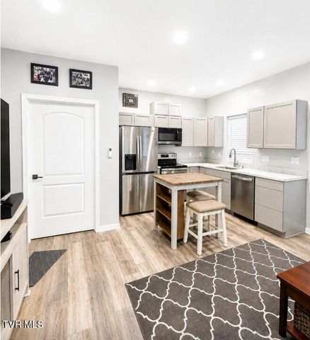1737 Virginia Avenue, Kingsport, TN 37664