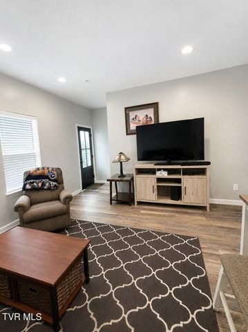 1737 Virginia Avenue, Kingsport, TN 37664