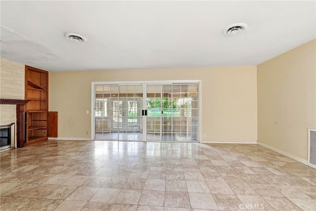 9854 Canby Avenue, Northridge, CA 91325