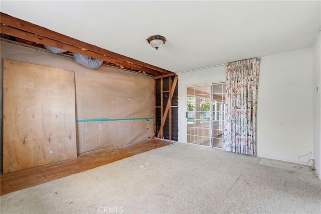 9854 Canby Avenue, Northridge, CA 91325